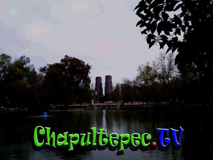 EL LAGO DE CHAPULTEPEC, MEXICO DF 2010 POR CHAPULTEPEC.TV